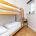 5 Person In Bogense-by Traum